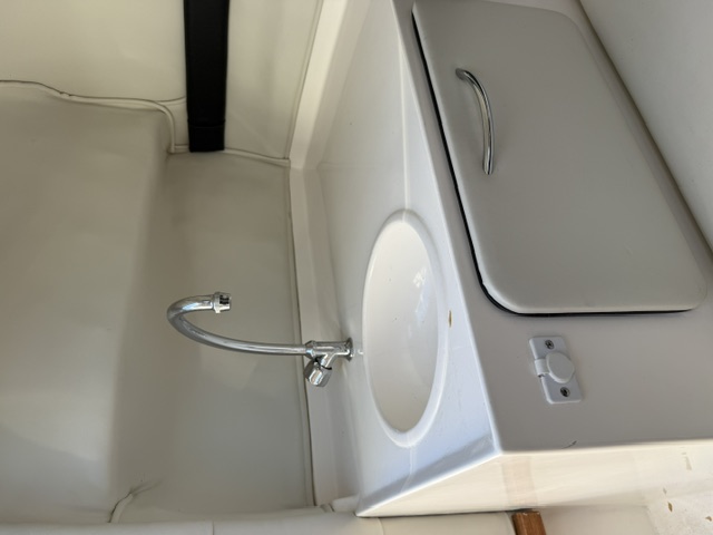 Canestrari Cuddy 225 2017 Mercruiser 250 hp Alpha One